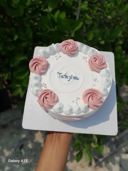 Vanilla sponge cake 2