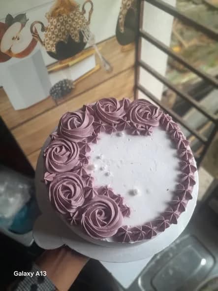 ভ্যানিলা স্পঞ্জ কেক – মভ রোজেট ক্রিসেন্ট 2