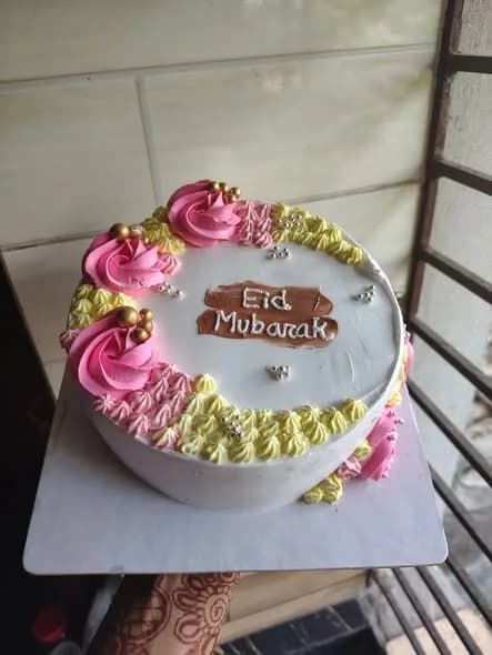 ভ্যানিলা স্পঞ্জ কেক – পিংক রোজেট ঈদ মোবারক