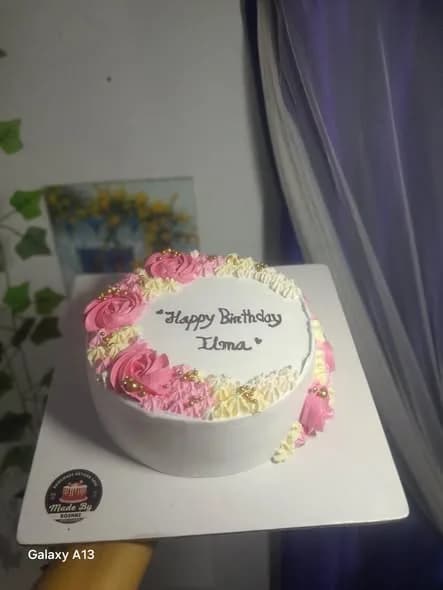ভ্যানিলা স্পঞ্জ কেক – পিংক রোজেট ও গোল্ড বিডস হাফ রিং 3