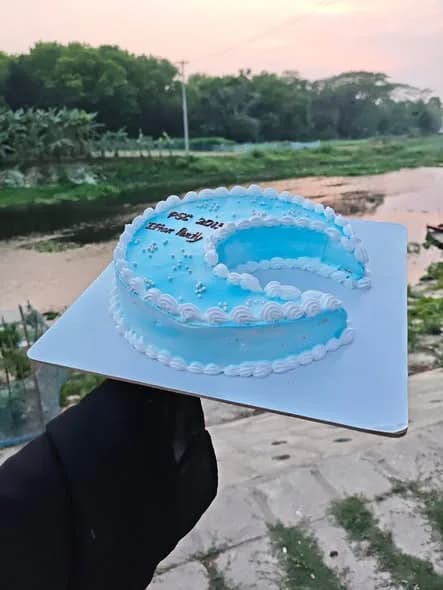 চাঁদ থিম কেক – স্কাই ব্লু ক্রিসেন্ট 2