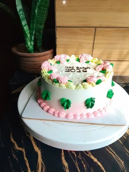ভ্যানিলা স্পঞ্জ কেক – পিংক গ্রিন ফ্লোরাল বর্ডার 2