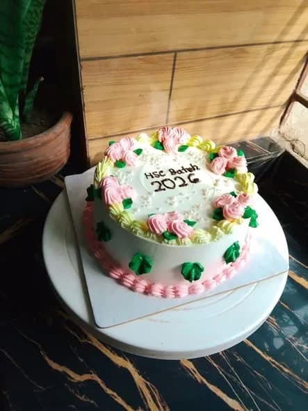 ভ্যানিলা স্পঞ্জ কেক – পিংক গ্রিন ফ্লোরাল বর্ডার 3