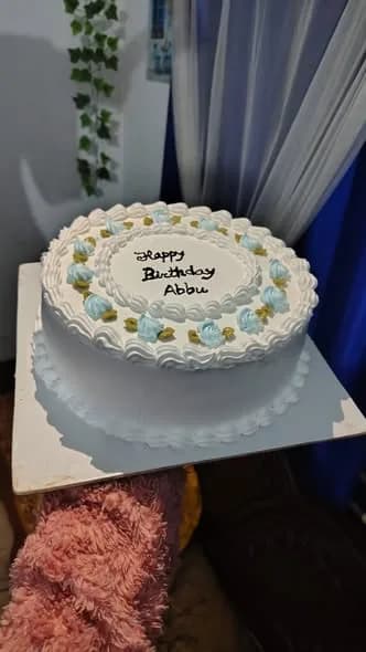 ভ্যানিলা স্পঞ্জ কেক – হোয়াইট ডাবল রিং ব্লু মিনি রোজেট 3