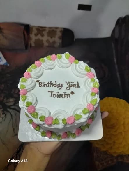 ভ্যানিলা স্পঞ্জ কেক – হোয়াইট রোজেট মিনি পিংক রোজ