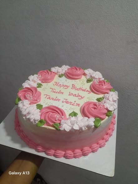 Vanilla sponge cake