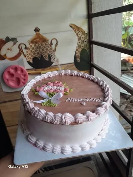 রেড ভেলভেট কেক – পিংক রোজবাড ও রাফল
